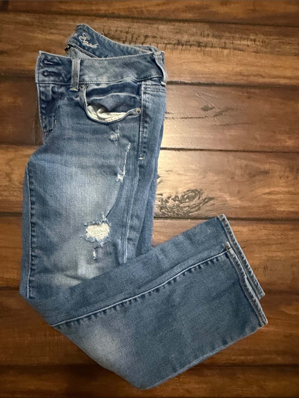 American Eagle Outfitters Artist Women's Straight Leg Blue Distressed Jeans
